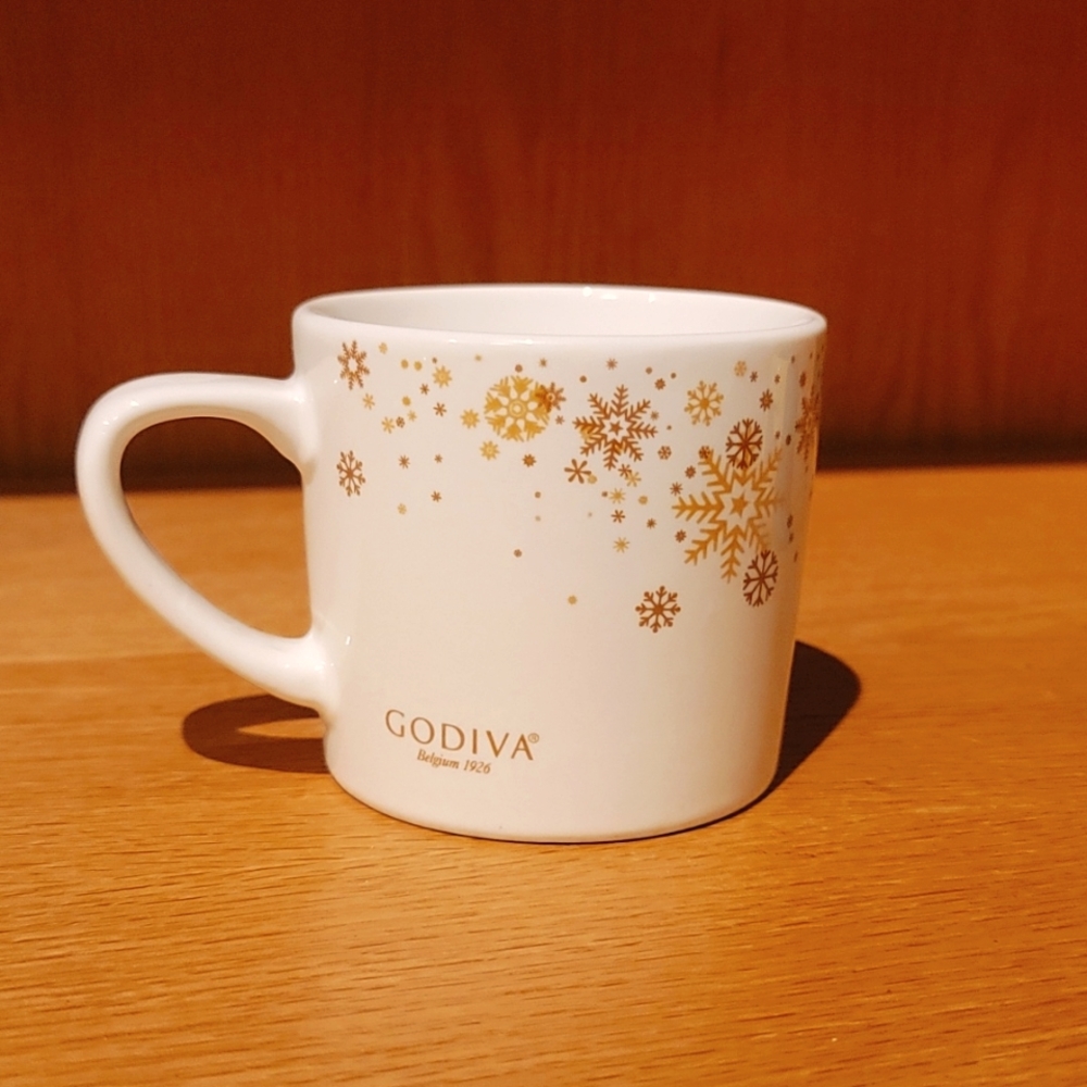 Godiva Holiday mug